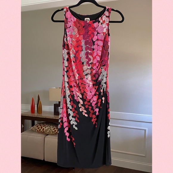 Anne Klein Dresses & Skirts - Flattering Anne Klein dressy shift dress